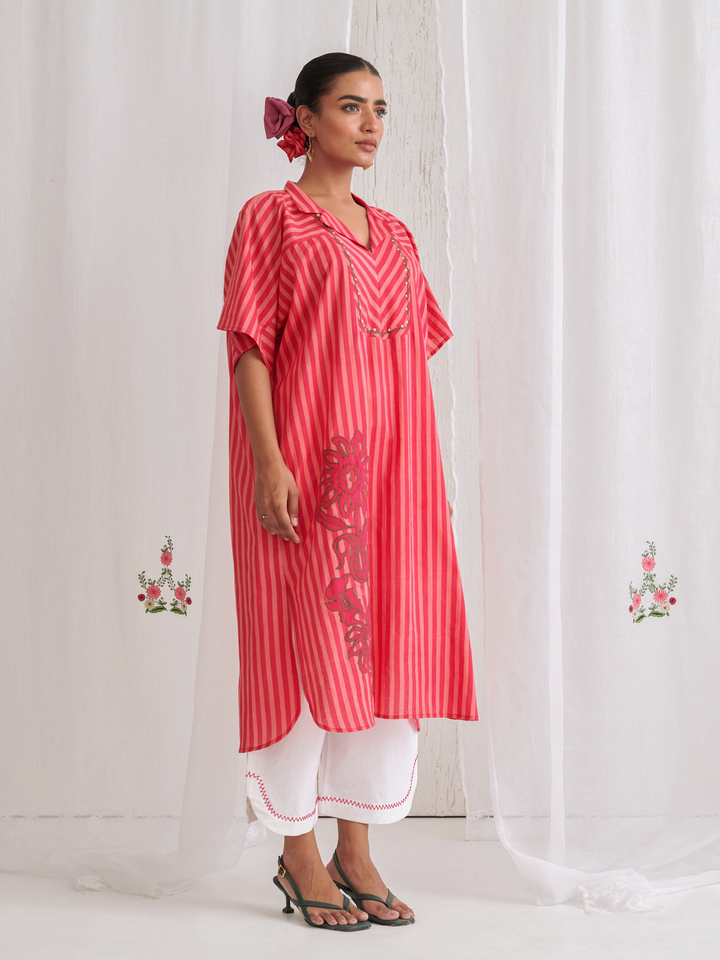 Peach & Pink  Striped Kaftan With Embroidery Paired With White Pants