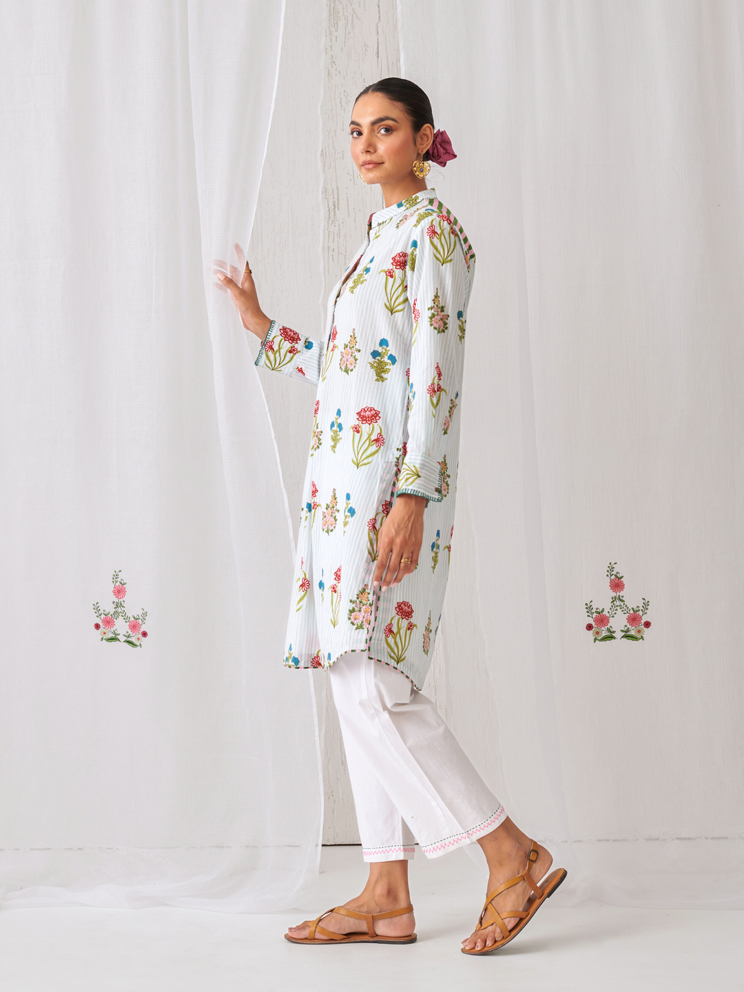 Aqua Floral Short Kurta With Band Collar Paired With White Straight Pants