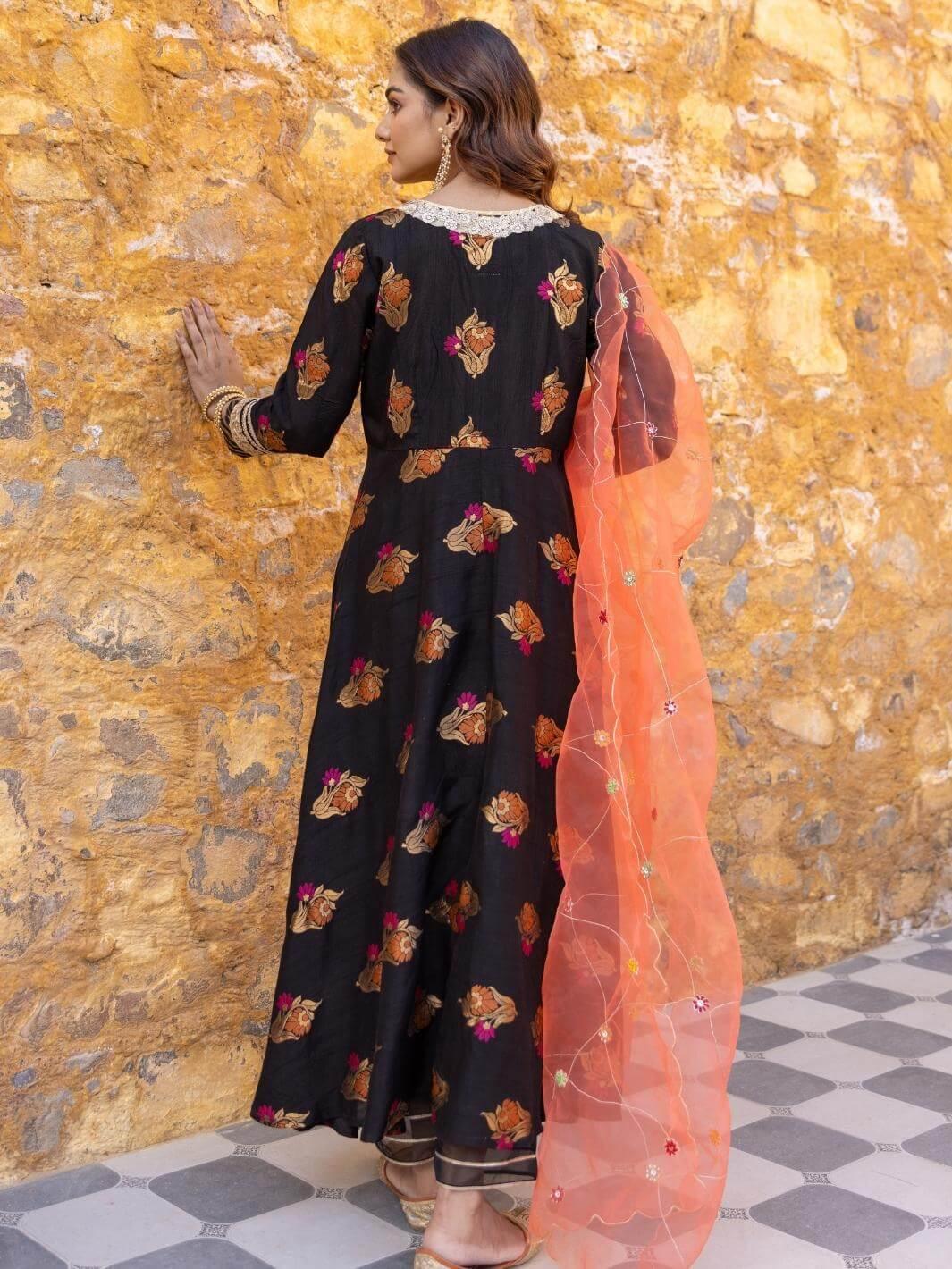 Black Flared A-Line Kurta Set with Embroidered Organza Dupatta - Myaara