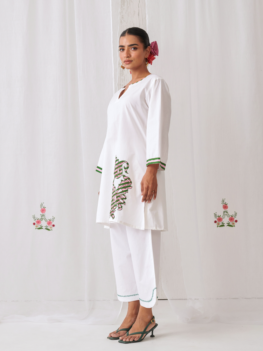 White Short Kurta With Embroidery Paired With Matching Pants With Curved Hemline