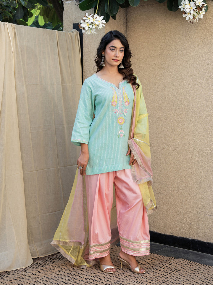 Mint Green Short Embroidered Kurta Paired With Farshi & Ombre Dupatta