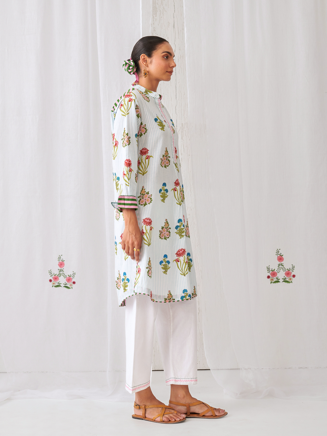 Aqua Floral Short Kurta With Band Collar Paired With White Straight Pants