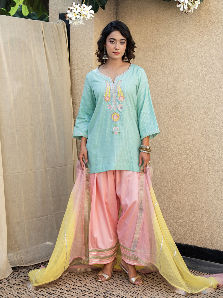 Mint Green Short Embroidered Kurta Paired With Farshi & Ombre Dupatta