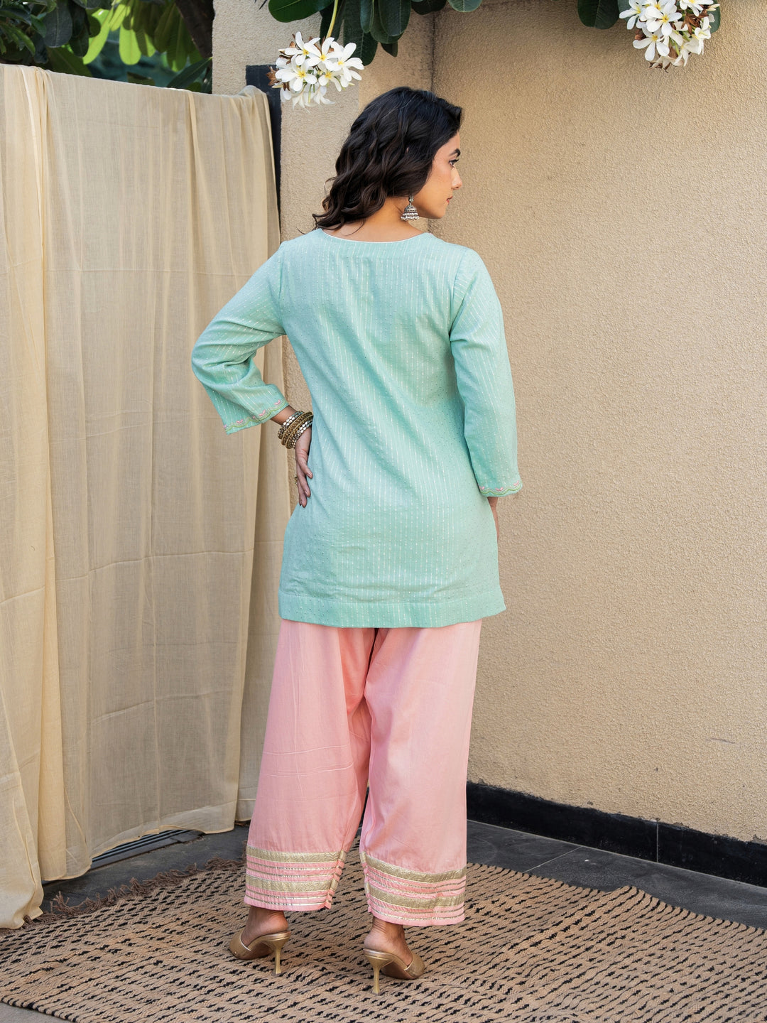 Mint Green Short Embroidered Kurta Paired With Farshi & Ombre Dupatta