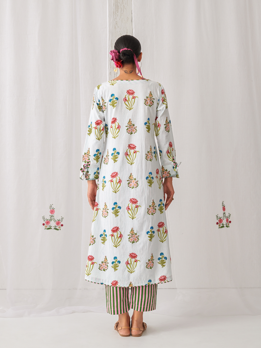 Aqua Floral V-Neck Long Kurta Paired With Striped Matching Pants