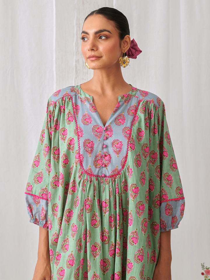 Mint Green Floral Gathered Free Size Kurta Paired With White Straight Pants