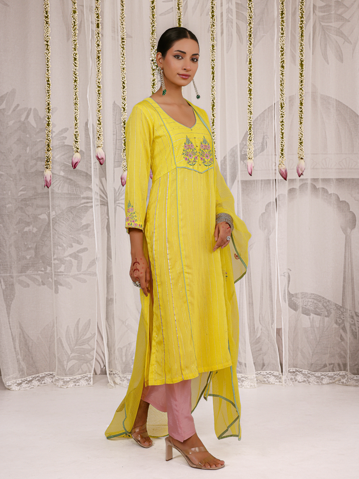 Lemon Kurta Set With Embroidered Yoke