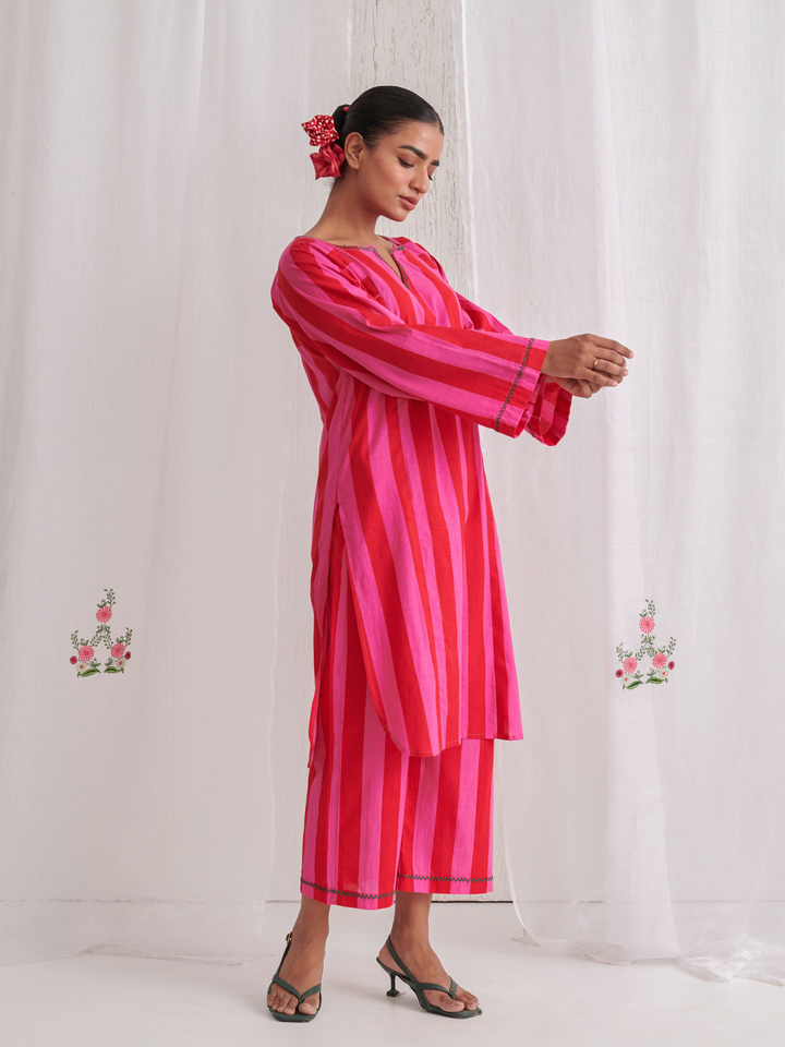 Pink & Red Stripes Short Phiran Kurta Paired With Matching Pants