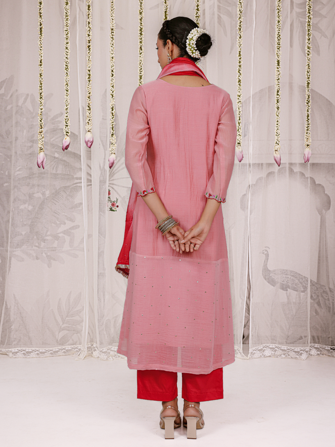 Blush Pink Kurta Set With Floral Embroidered Yoke