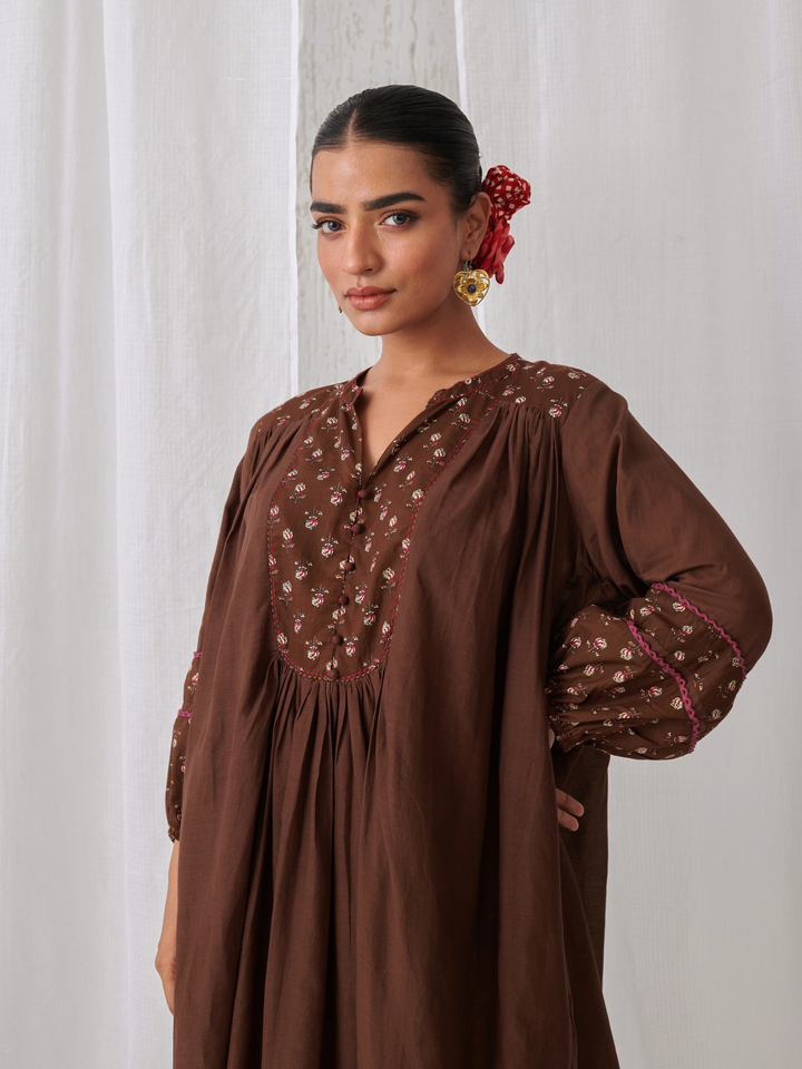Brown Floral Gathered Free Size Kurta Paired With Matching Pants