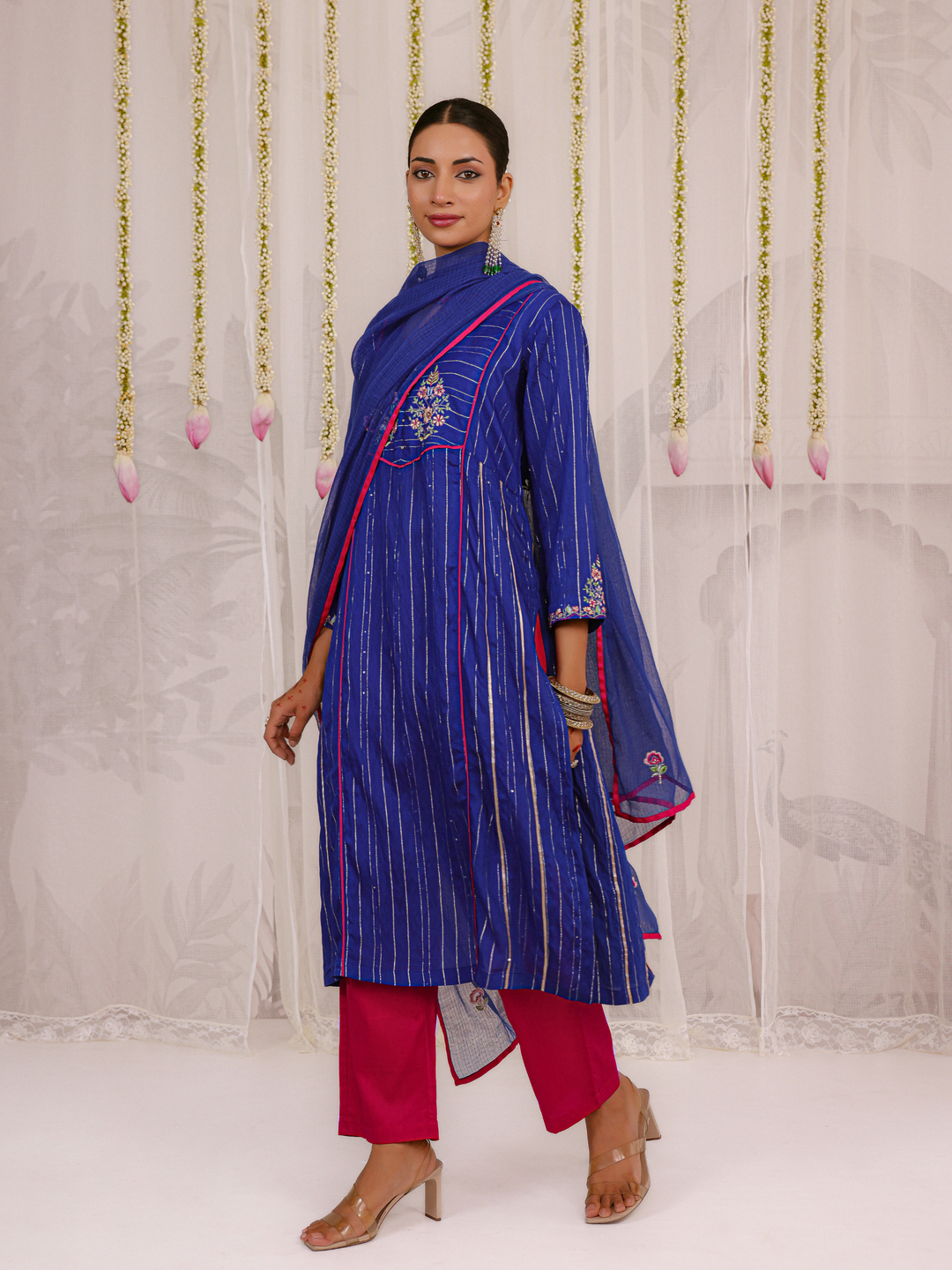 Blue  Kurta Set With Embroidred Yoke