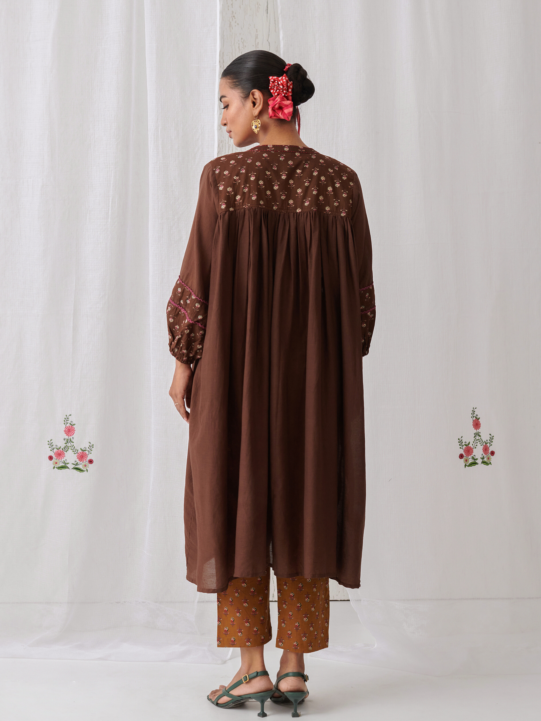 Brown Floral Gathered Free Size Kurta Paired With Matching Pants